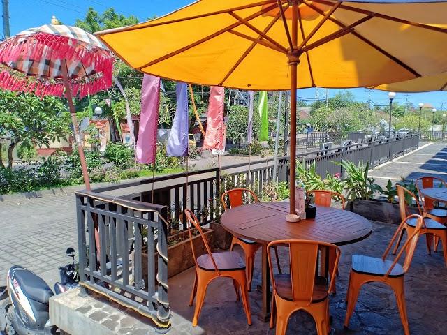 Gamma Cafe and Bar Bali