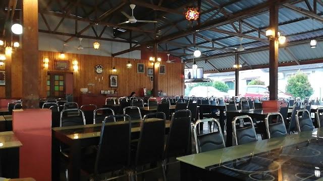 Wan Husna Seafood Restaurant