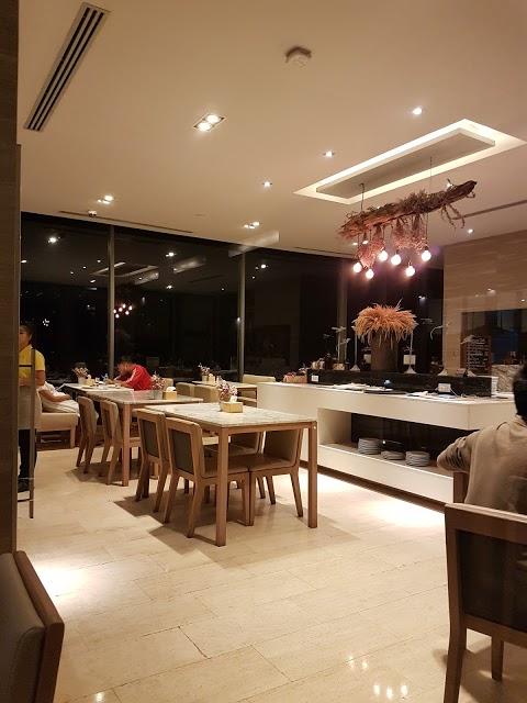 Green Oak Restaurant At Escape Khao Yai