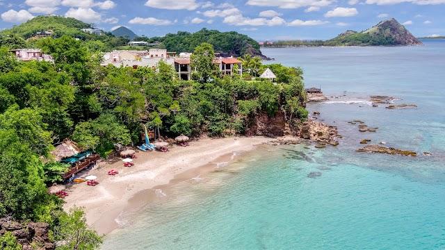 Naked Fisherman Restaurant