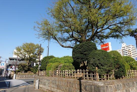 Shimura Ichirizuka