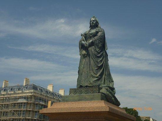 Warrior Square Gardens