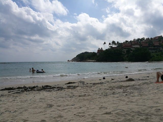 Choeng Mon Beach