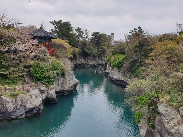 ヨンイェオン ポンド