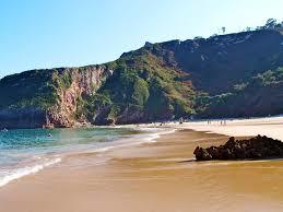 Playa de Ballota