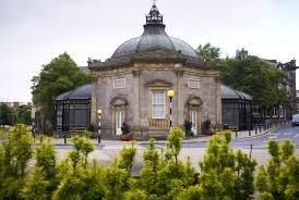 Muzeum w budynku królewskiej pompy