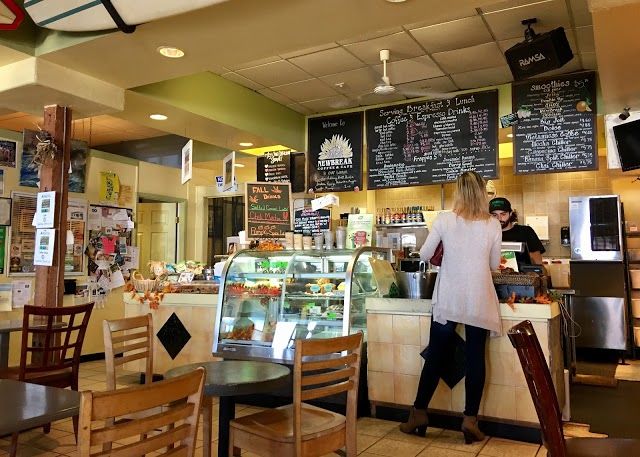 Newbreak Coffee & Cafe