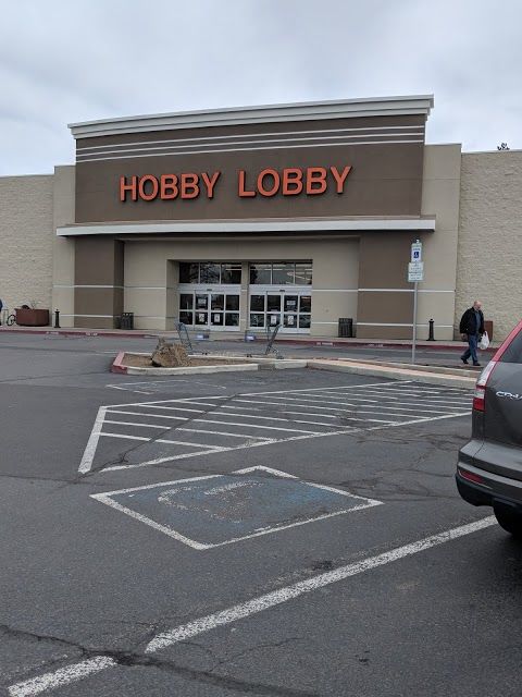 Bend River Promenade