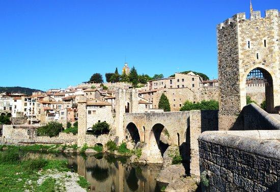 Puente de Besalú