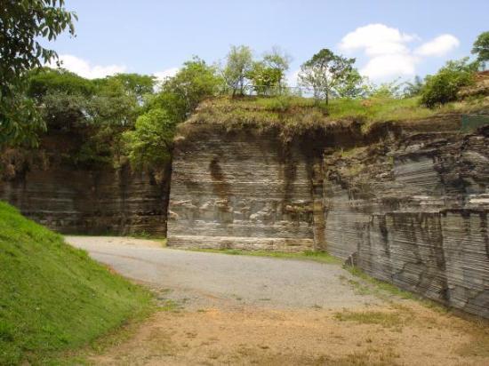 Parque Geológico do Varvito