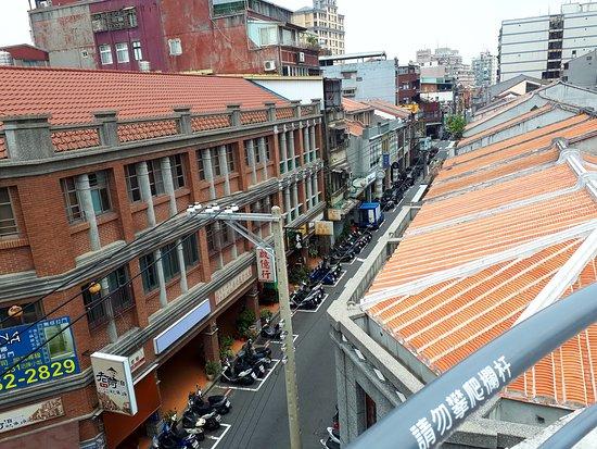 ミュージアム208