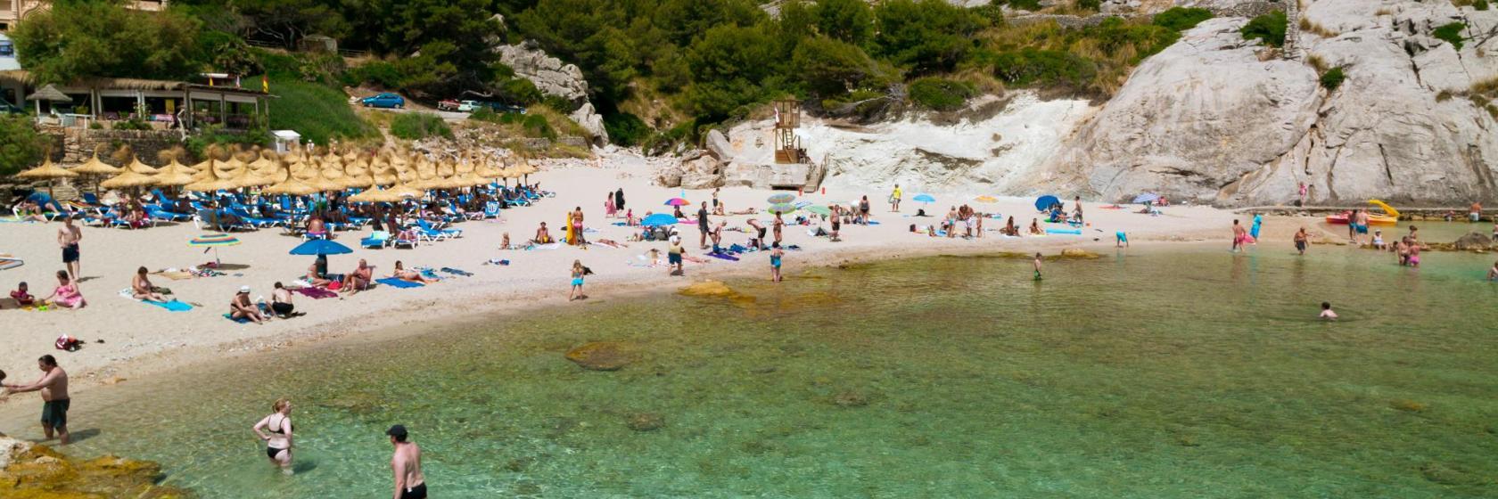 Playa de Cala Barques
