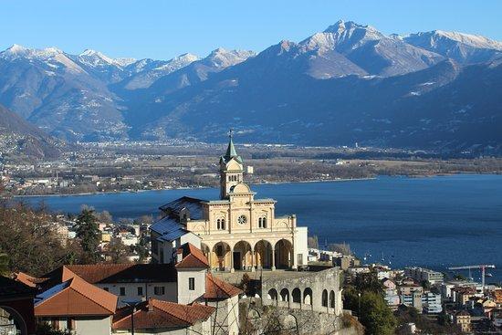 Madonna del Sasso Sacromonte e Santuario