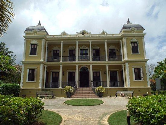 Hacienda Iruena Manor House