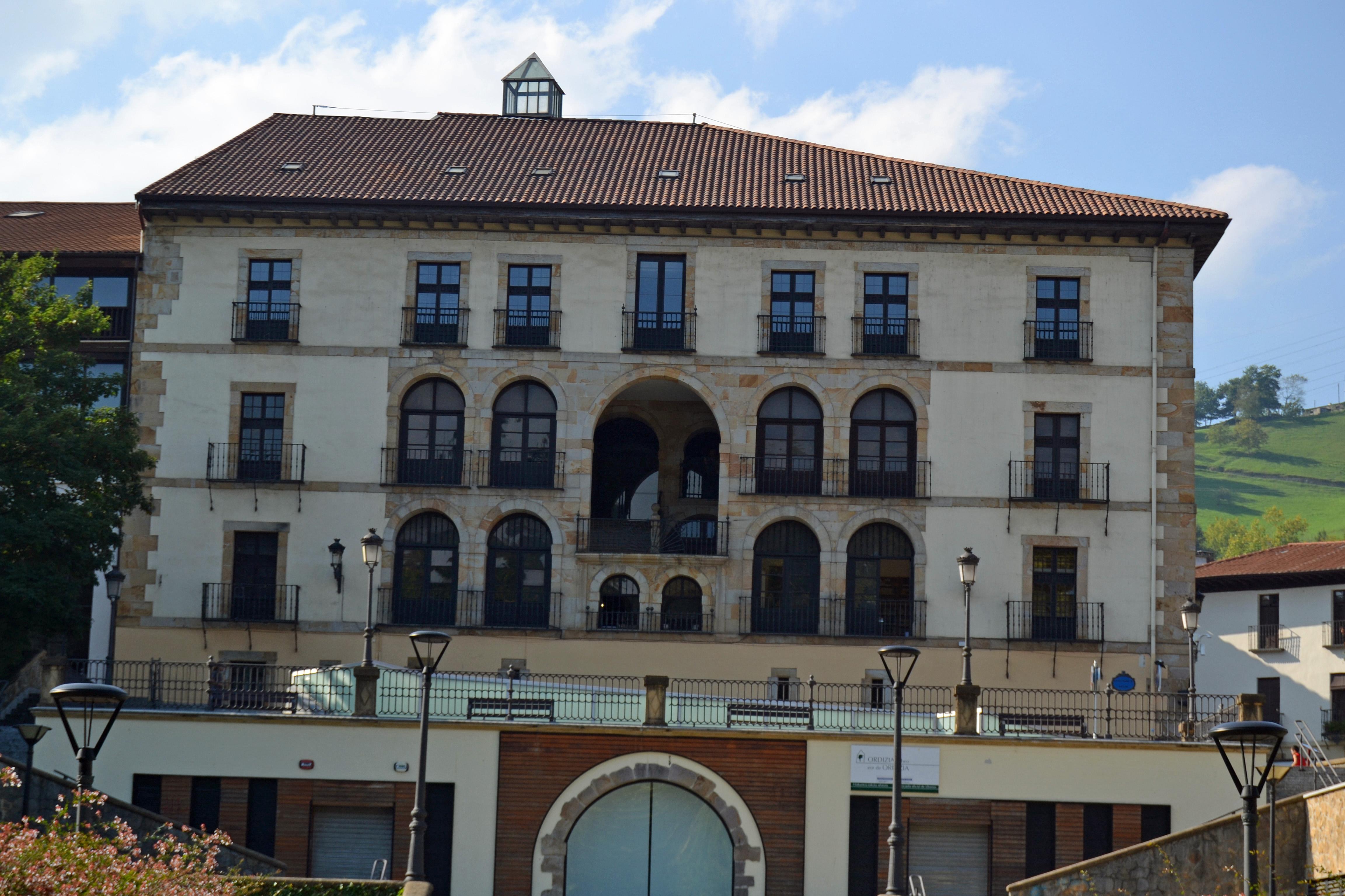 Palacio Barrena