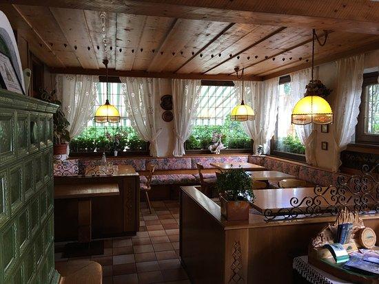 Albergo Ristorante Chalet Piereni