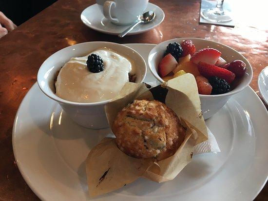 Troll Hallen Restaurant Lounge