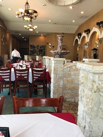 Giovanni's Italian Restaurant & Pizzeria