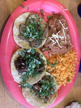 Taqueria Los Comales