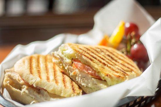 The District Cafe & Eatery