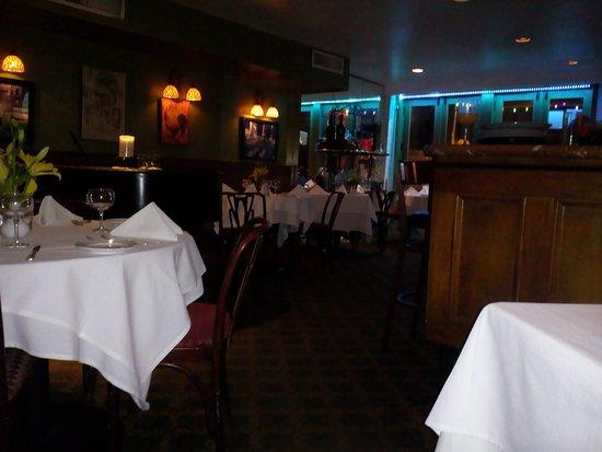 La Rivista Restaurant