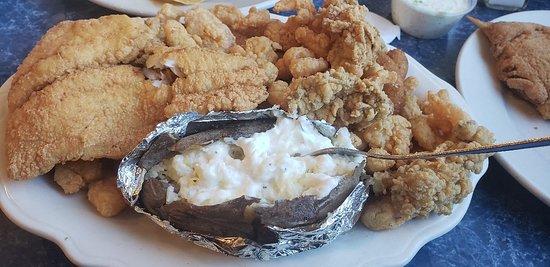 Harbor Inn Seafood Restaurant