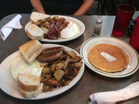 Mullen's Bar and Grill