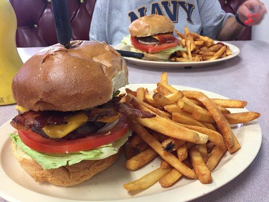 Mary's Family Restaurant