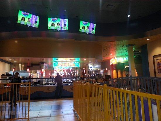 John's Incredible Pizza