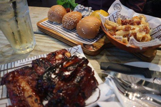 Hudsons The Burger Joint