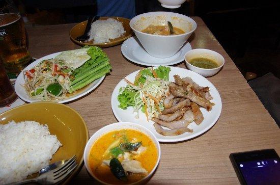 The Front Page Pub & Restaurant