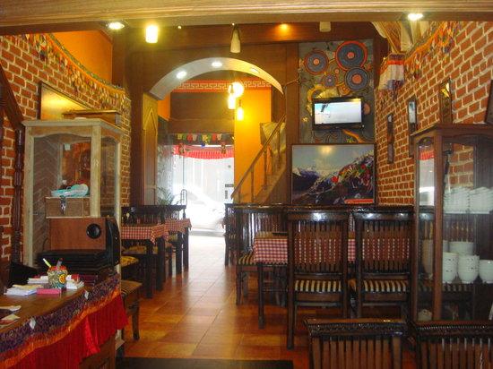 Momos Tibetan Restaurant