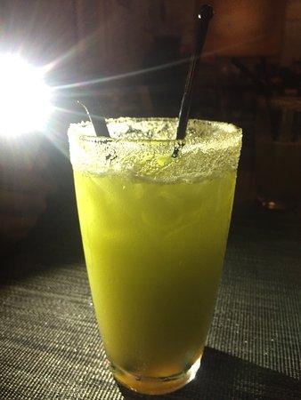 Tjantek Cafe and Art Bistro