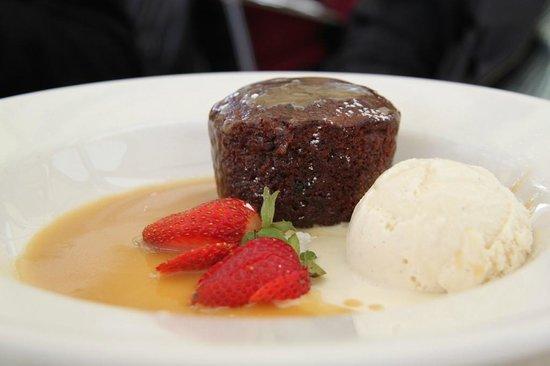 Springfields on Deakin Restaurant