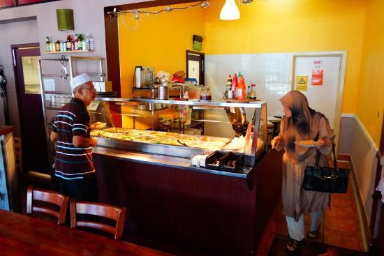 Makan2 Cafe @ Victoria Park