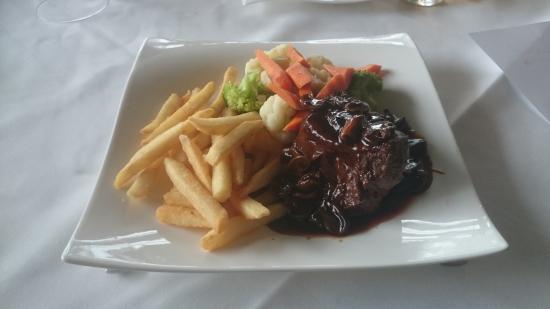 Sanctuary Lakes Function Centre