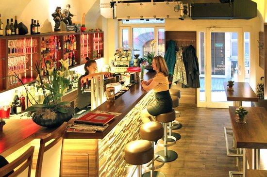 Shrimps Bar & Restaurant