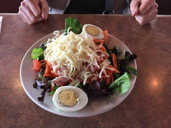 Gilli's Truck Stop & Restaurant