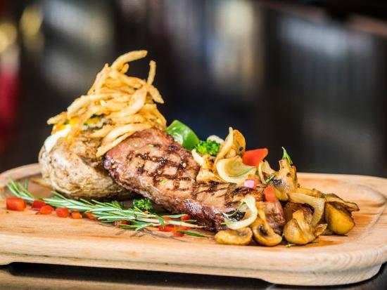 1809 Restaurant & Bar