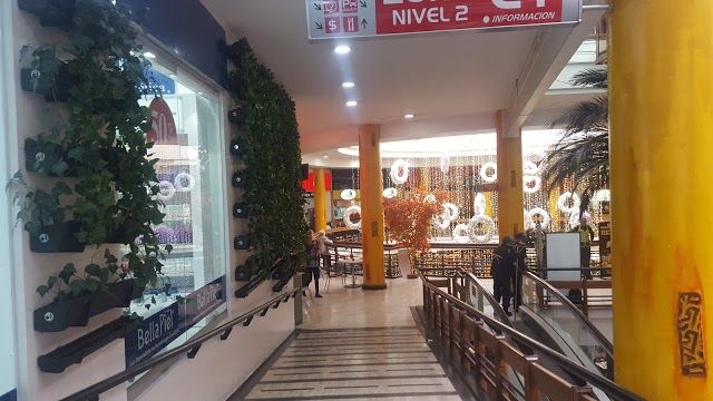 Centro Comercial Hacienda Santa Bárbara