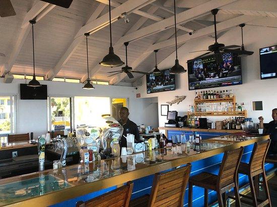 Big Game Club Bar & Grill