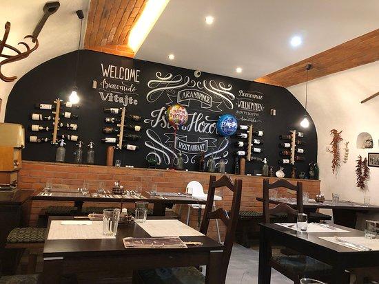 Aranypince restaurant