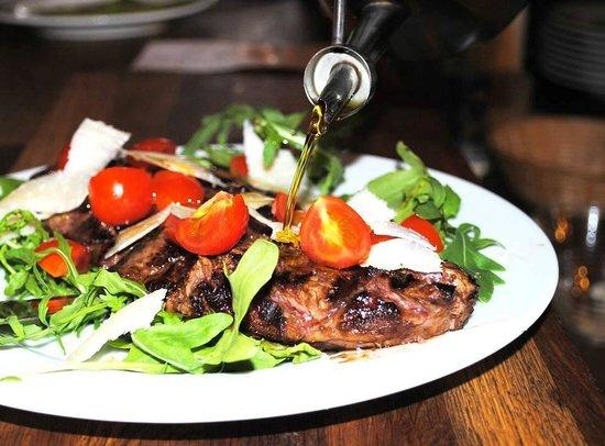 Taja e Coci Steakhouse