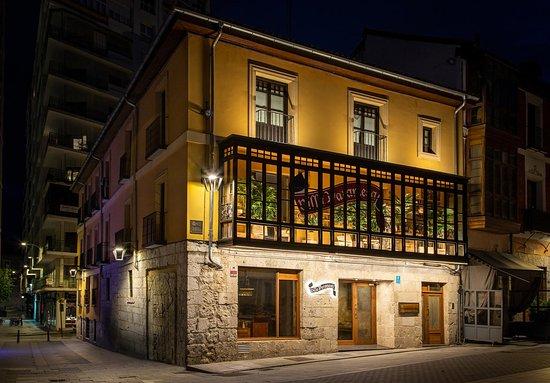 Villa Paramesa Tapas