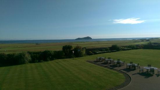 The Links Bar & Lounges at Macdonald Marine Hotel & Spa