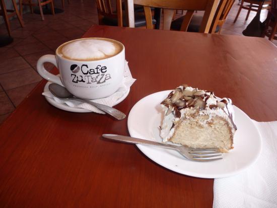 Zu Taza Cafe & Bistro