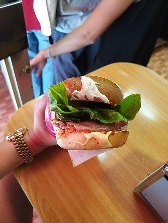 Ha Sandwichim shel Bracha