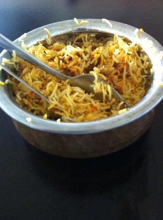 Lucky Bandra Restaurant