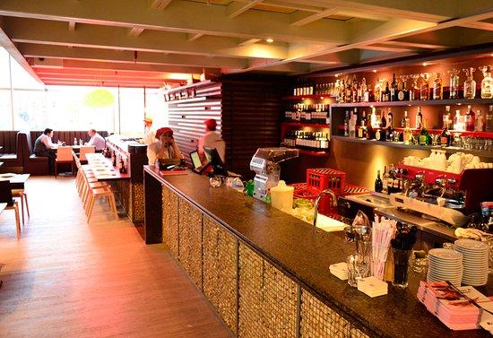 Teriyaki Sushi Bar Gran Estacion