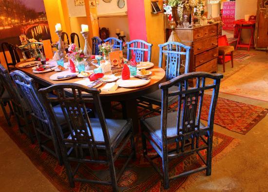 Çay-Tea's Lunchroom & Deco Home